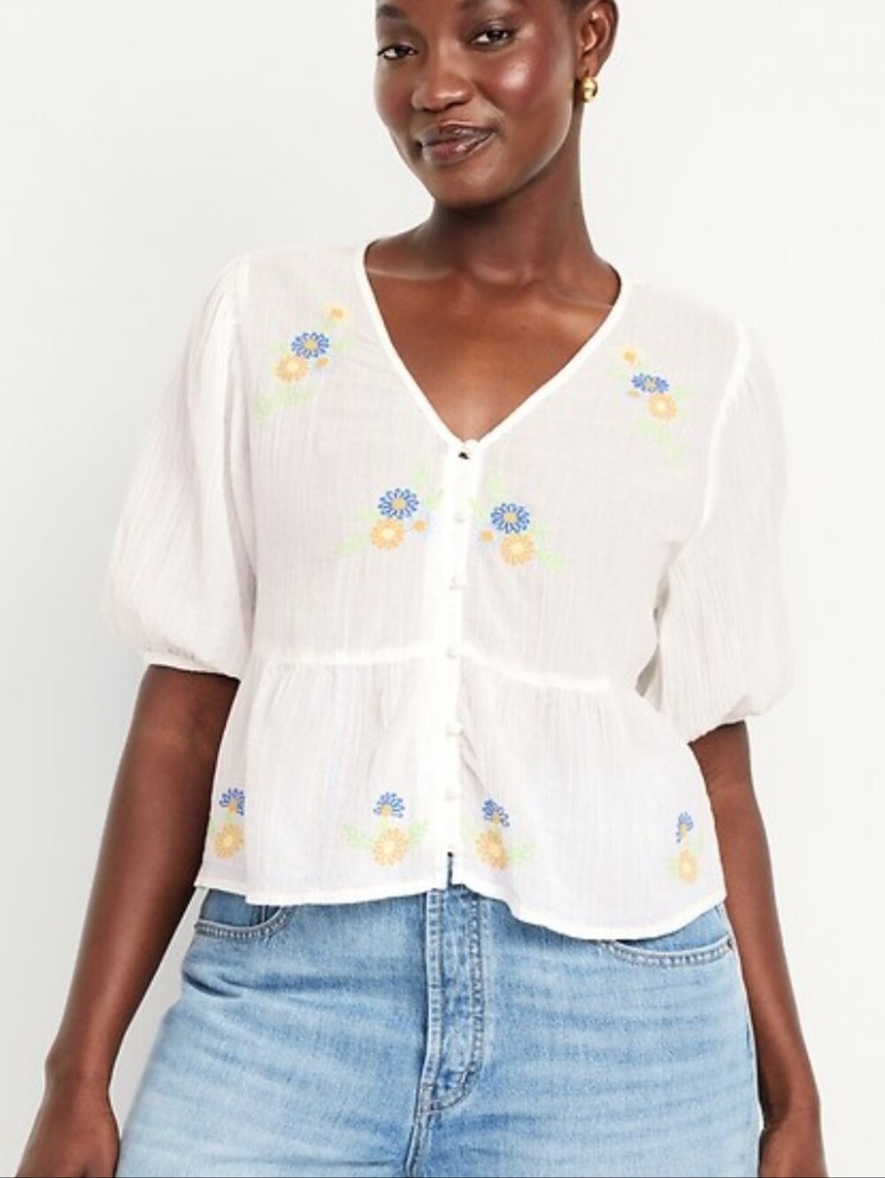 Old Navy Top Size M White Embroidery Cotton Buttondown Crinkle Cozy Boho Floral